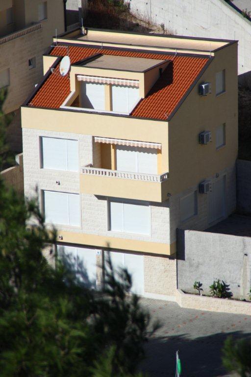 Apartments Villa Astra & Pinija Brela Extérieur photo
