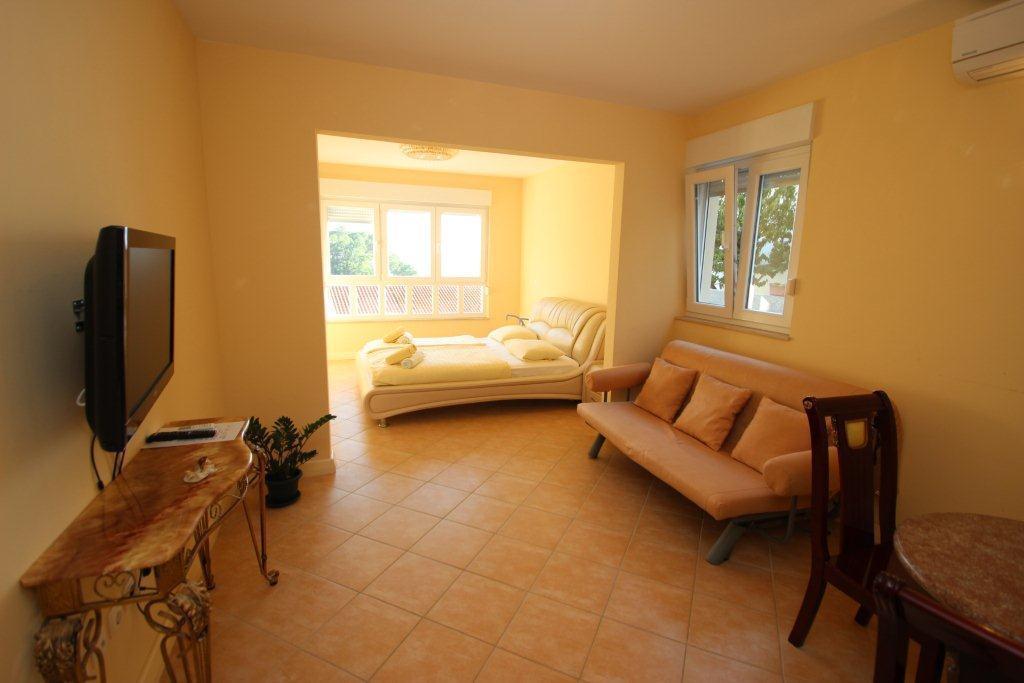 Apartments Villa Astra & Pinija Brela Extérieur photo